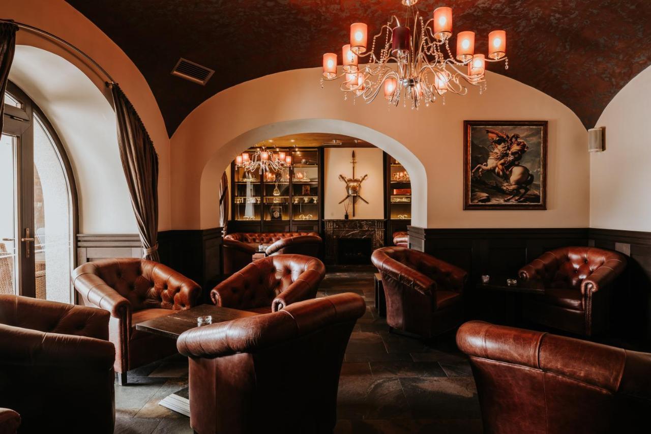 Hotel Bonaparte Kosice Ngoại thất bức ảnh