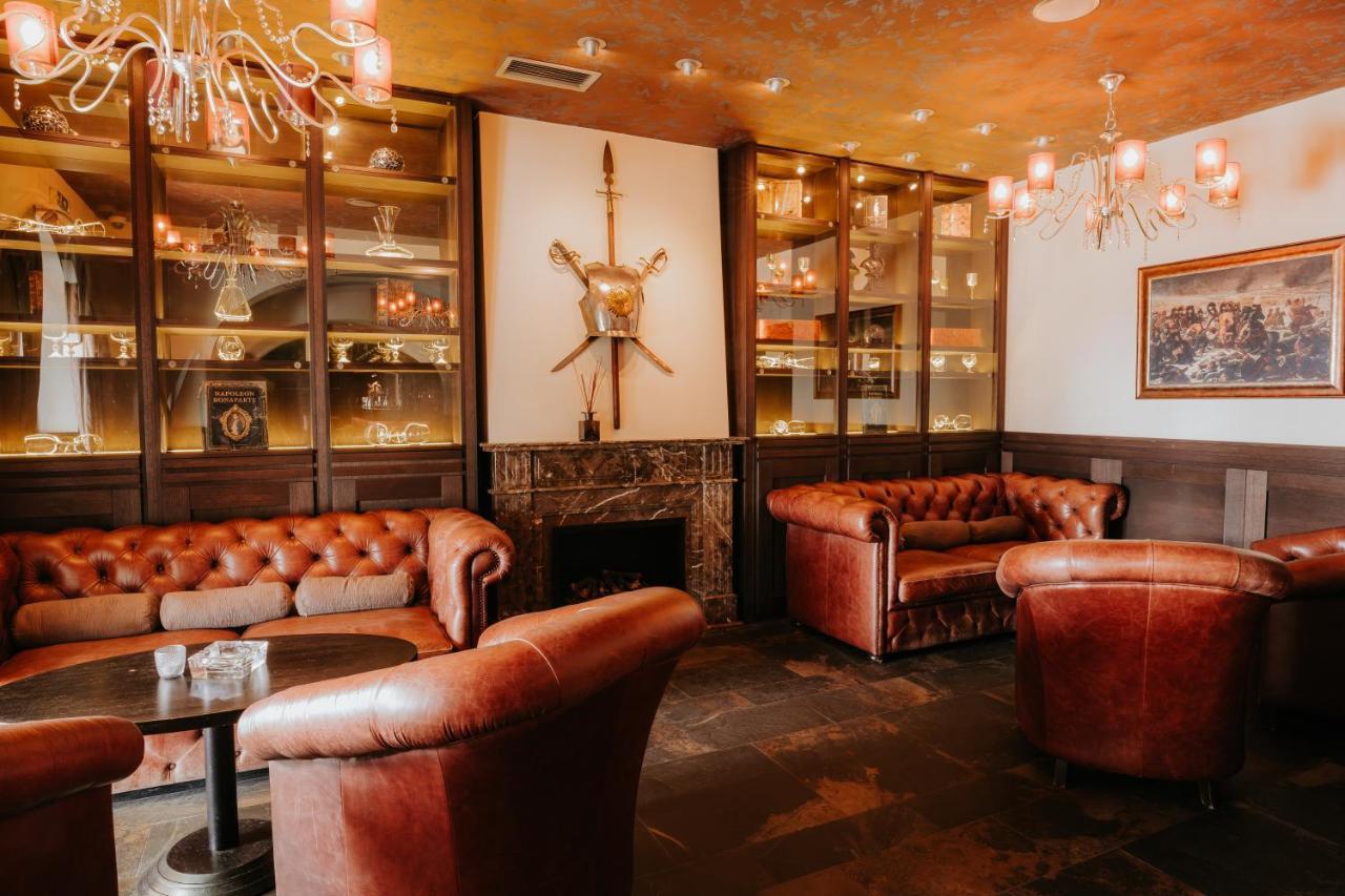 Hotel Bonaparte Kosice Ngoại thất bức ảnh