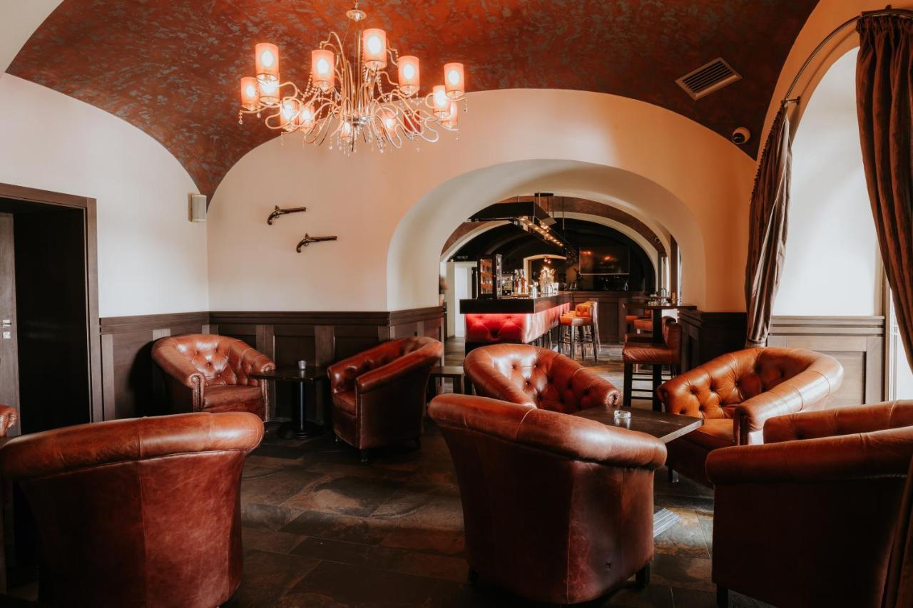 Hotel Bonaparte Kosice Ngoại thất bức ảnh