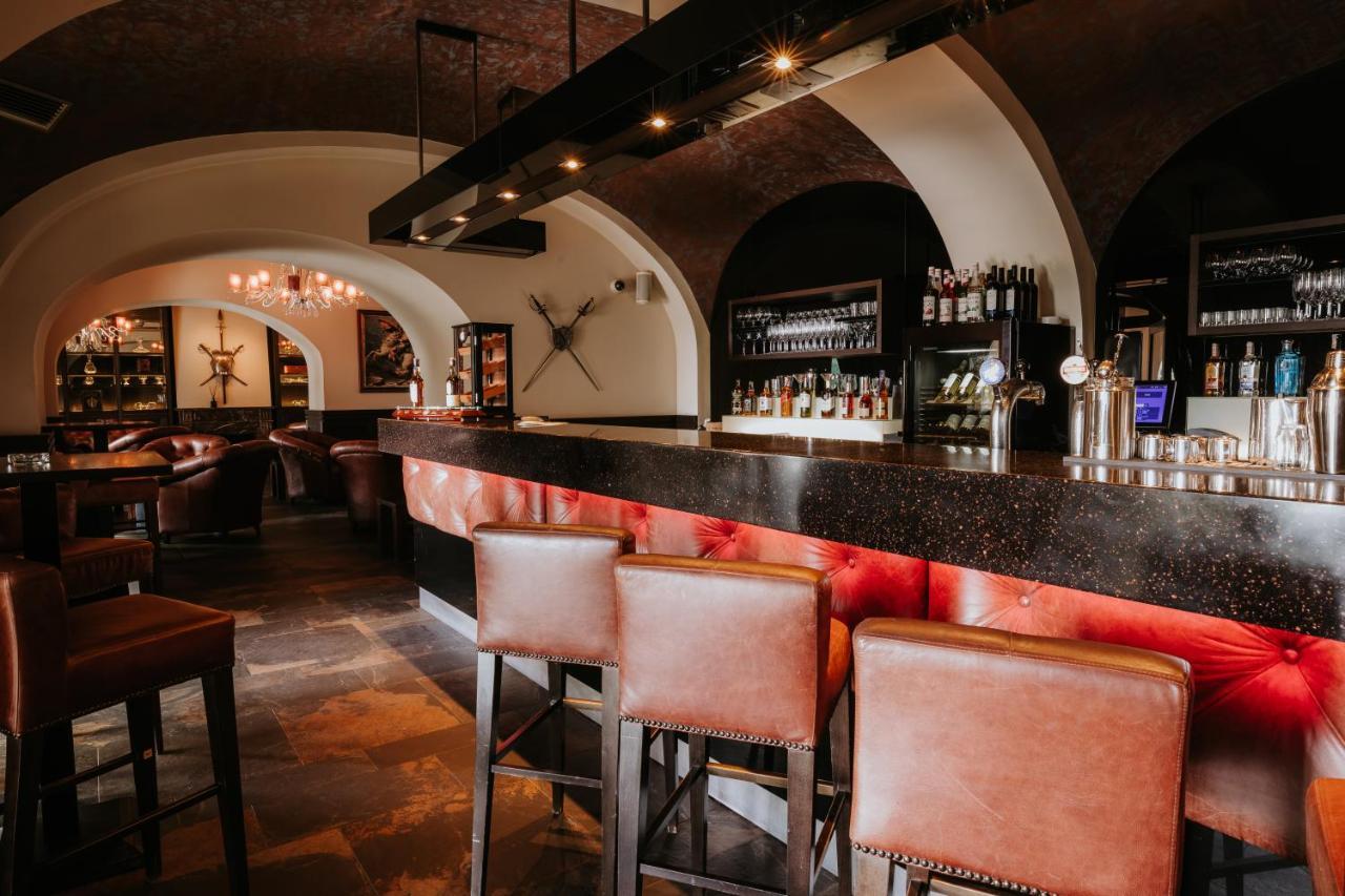 Hotel Bonaparte Kosice Ngoại thất bức ảnh