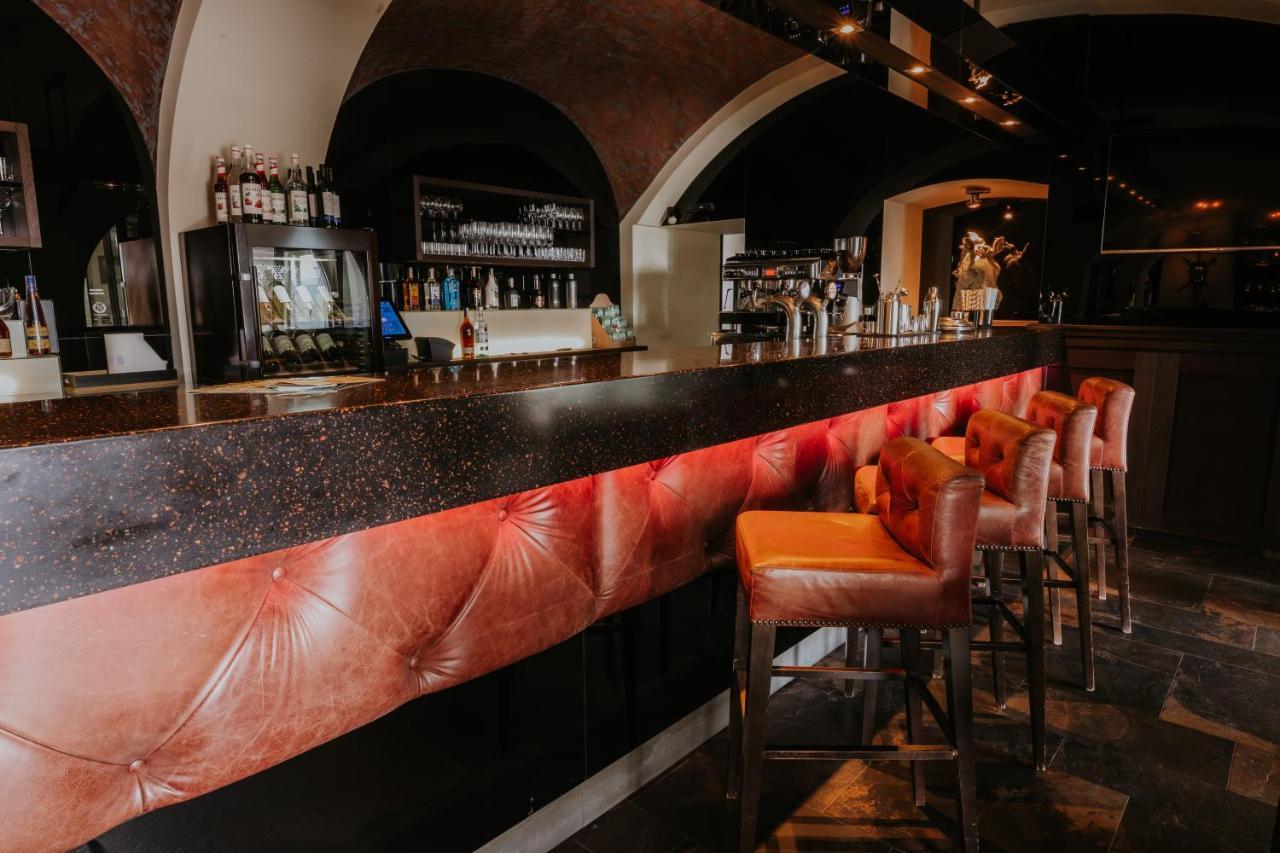Hotel Bonaparte Kosice Ngoại thất bức ảnh